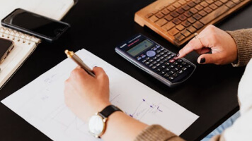 Who we help – Startups, SMEs, Accountants
